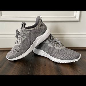Adidas Alpha Bounce